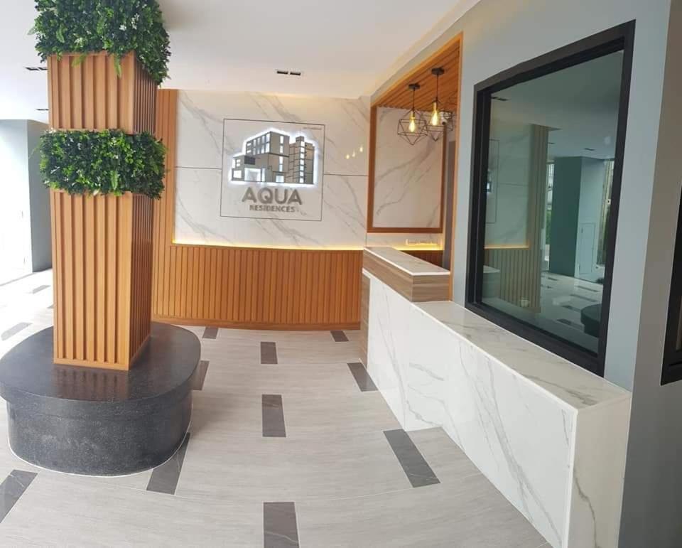 Aqua Residences อควา เรสซิเดนซ์ ห้องพักใหม่ให้เช่า ติดรถไฟฟ้าสถานีวุฒากาศ Bangkok Exteriör bild
