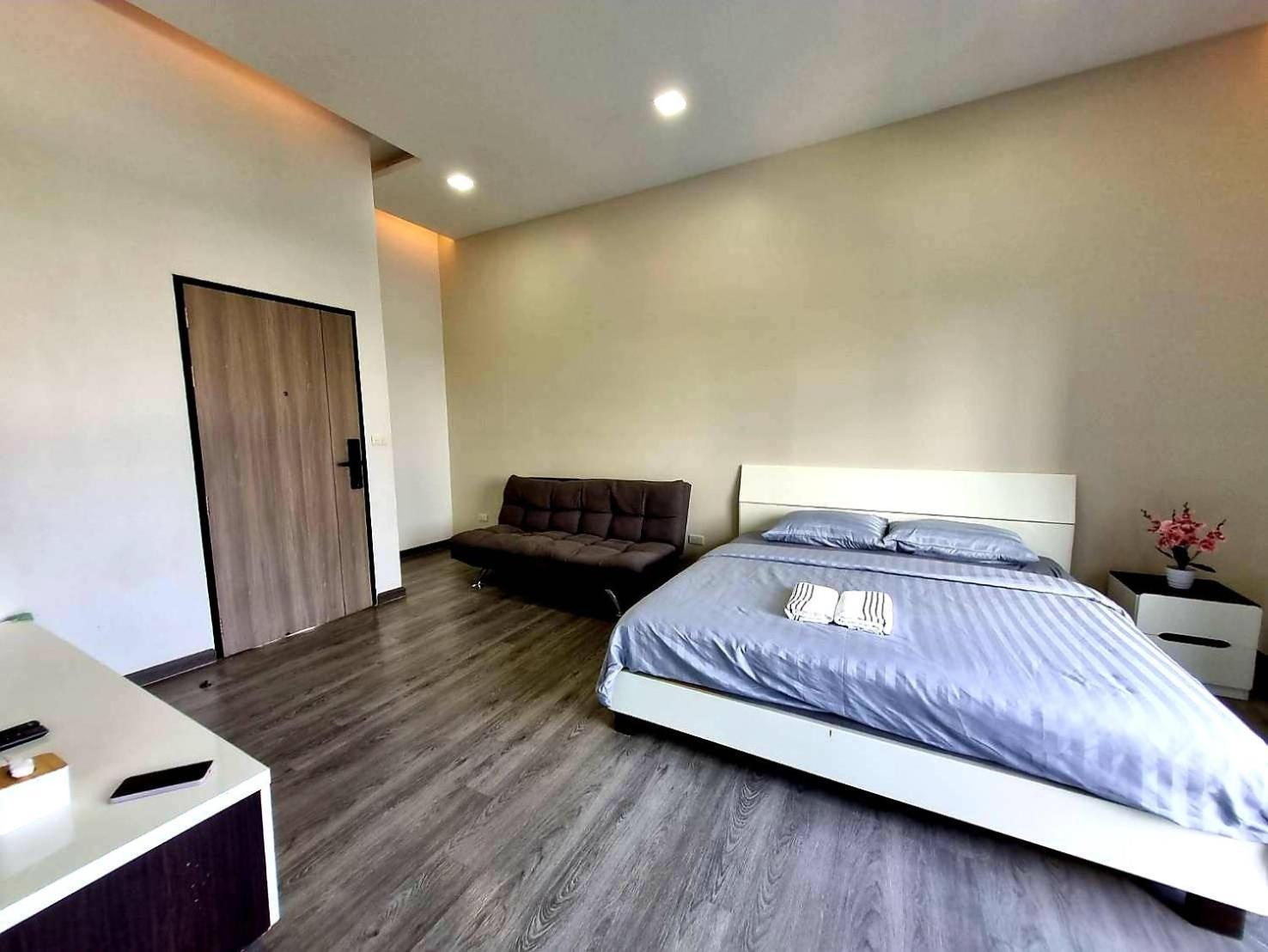 Aqua Residences อควา เรสซิเดนซ์ ห้องพักใหม่ให้เช่า ติดรถไฟฟ้าสถานีวุฒากาศ Bangkok Exteriör bild