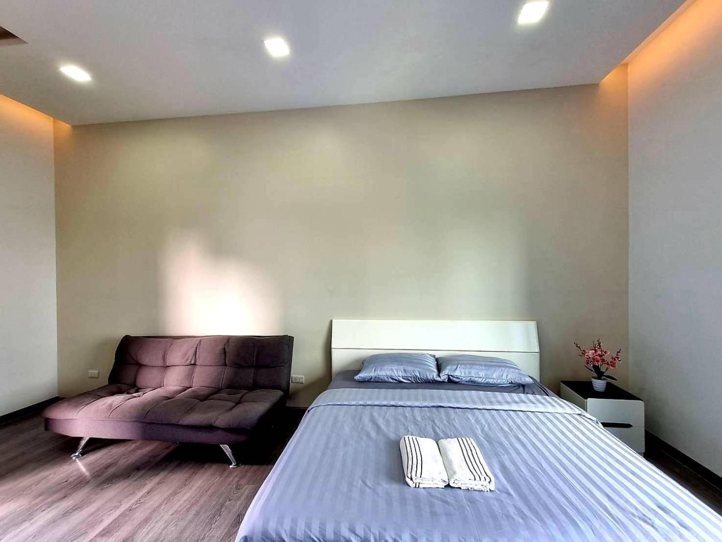 Aqua Residences อควา เรสซิเดนซ์ ห้องพักใหม่ให้เช่า ติดรถไฟฟ้าสถานีวุฒากาศ Bangkok Exteriör bild
